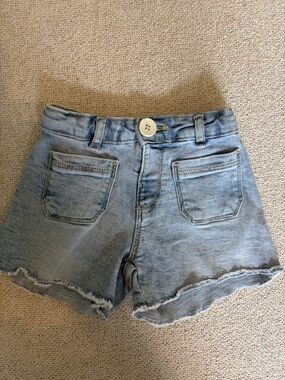 Zara Girls Denim Cut-Off Shorts – Size 2–3 Years